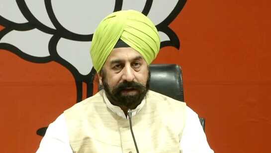 ऋतुराज झा को आप से बाहर निकालें केजरीवाल, सिख समुदाय से माफी मांगें : भाजपा